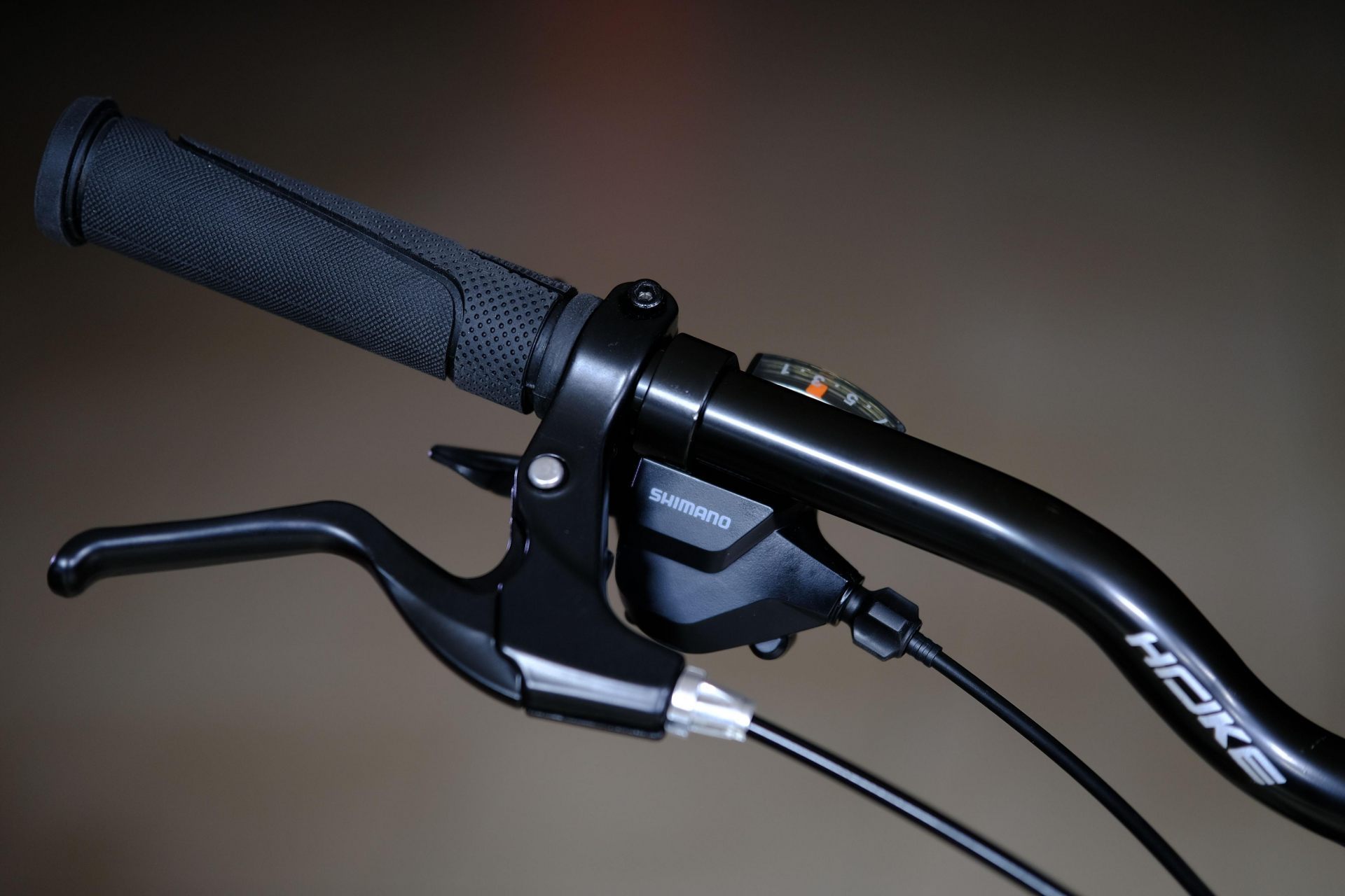 Манетка Shimano Altus M-315-7 HOKE Jade 100 MD матовый фиолетовый-белый 19